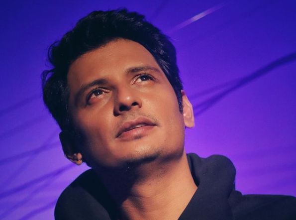 Jiiva wishes an 'electrifying birthday' for this mass hero; surprises with these UNSEEN pics from his next