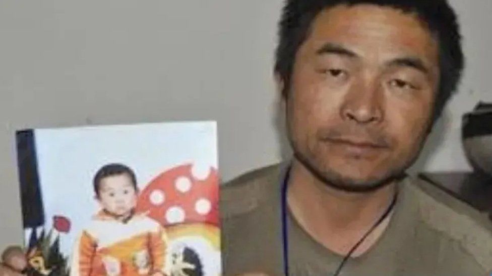 Man in China reunited with son abducted 24 years ago