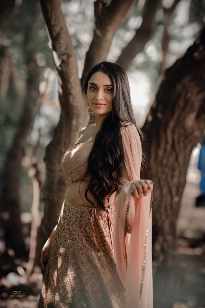 This Superstar's granddaughter to debut in Kollywood soon; fans can't keep calm ft Dhanya Ramkumar