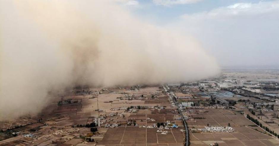 WATCH: 300-feet wall of sandstorm in China video goes viral