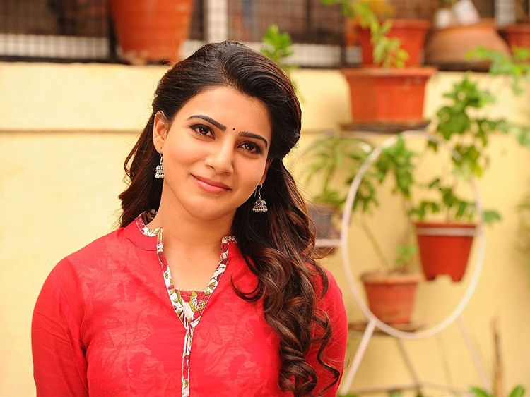 TRENDING: Samantha drops 'Akkineni' from her Instagram & Twitter handles - What happened