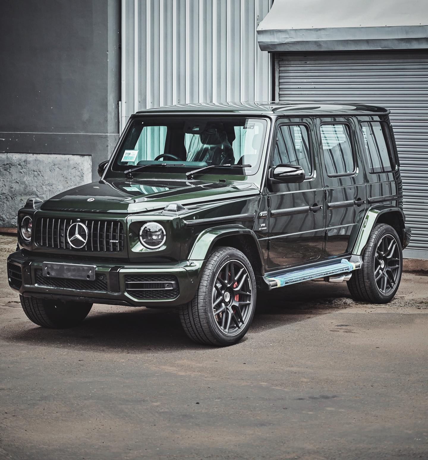 famous hero bought a new Mercedes-AMG G 63 FL