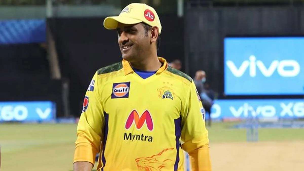 Twitter removes blue verified badge from MS Dhoni's account