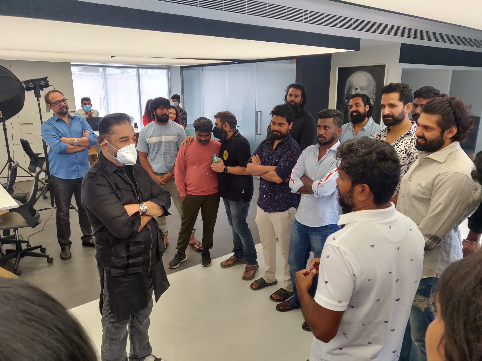 Kamal Haasan meets Pa Ranjith and the crew of Sarpatta Parambarai - Here's what he said