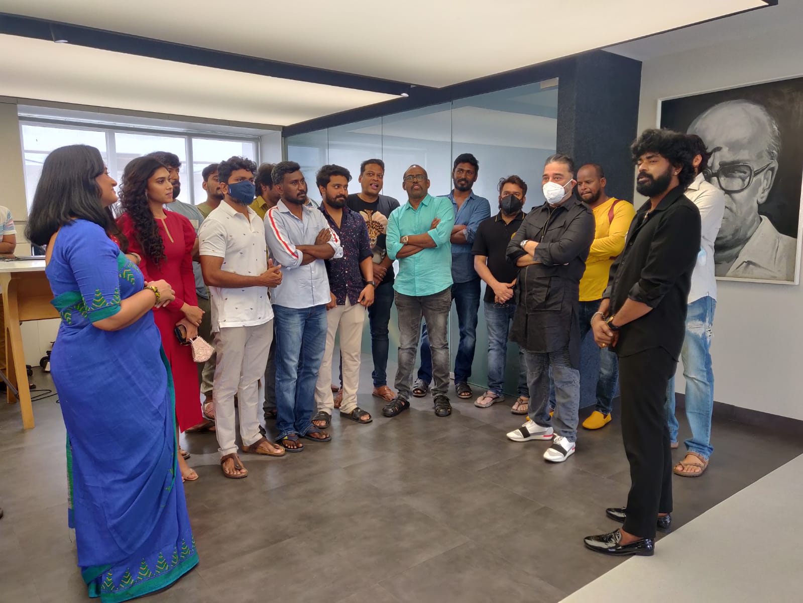 Kamal Haasan meets Pa Ranjith and the crew of Sarpatta Parambarai - Here's what he said