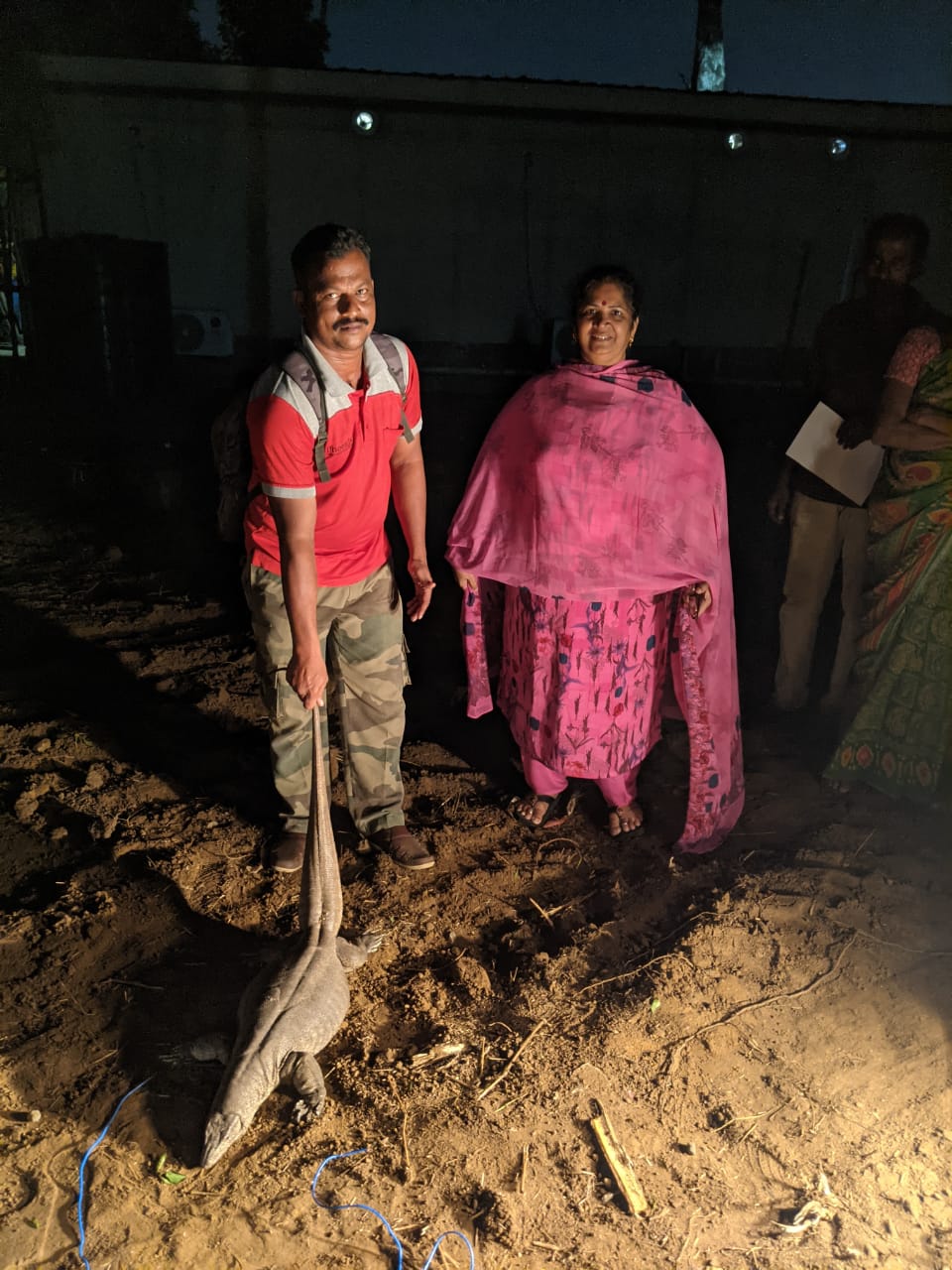 Actor Simbu's mother receives praise from fans for her noble act; Read heartwarming story