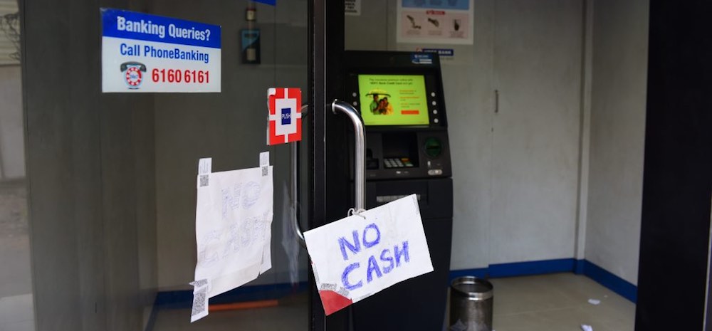 RBI to penalise banks for non-availability of cash in ATM