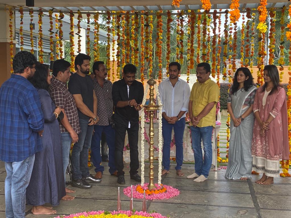 Mirattal update from this blockbuster hero director's upcoming mystery thriller 12th man ft Mohanlal, Jeethu Joseph