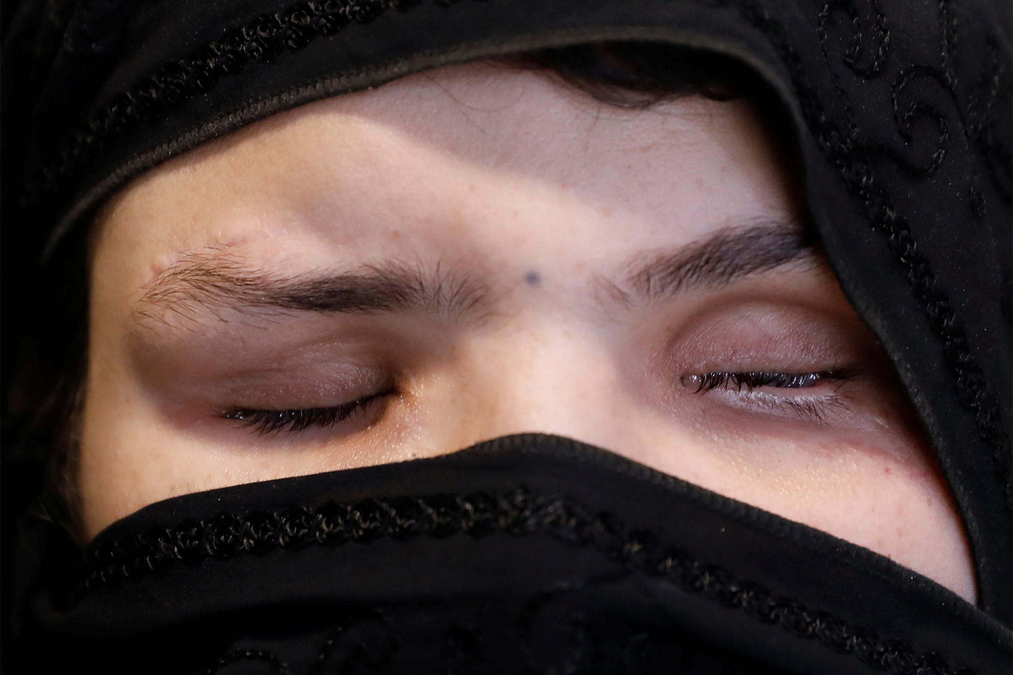 afghan mom blinded by taliban reveals harsh truths details