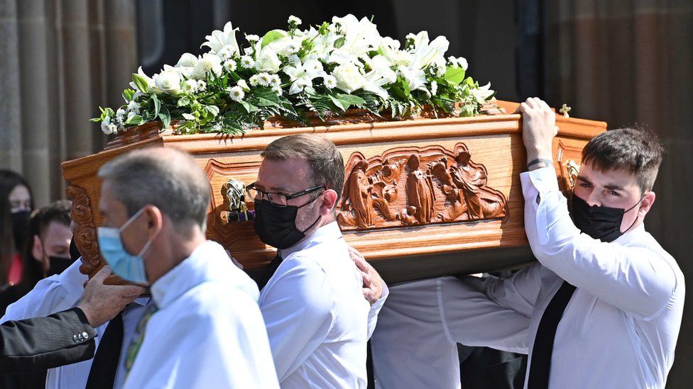 Funeral of woman who died with Covid-19 after giving birth
