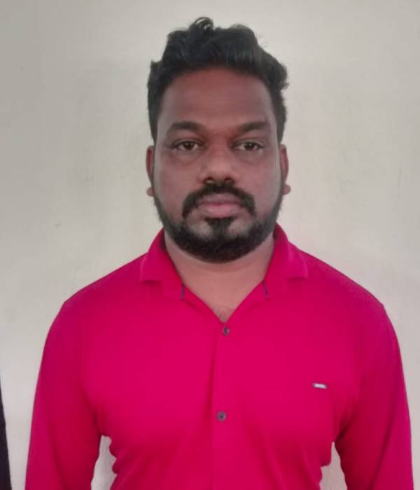 Two men arrested for impersonating actor Arya and cheating Woman