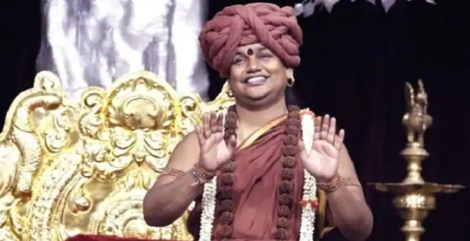 Nithyananda advised his devotees not to go to India.