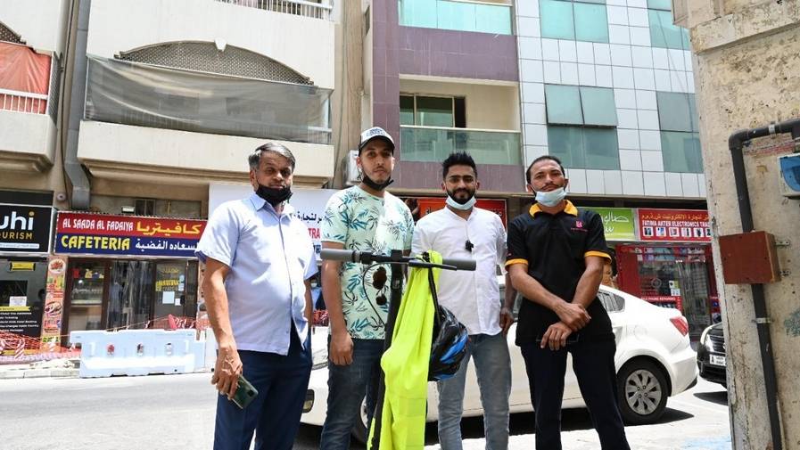 Malayalis receive Rs 10 lakh gift from Ruler of Dubai for rescuing cat
