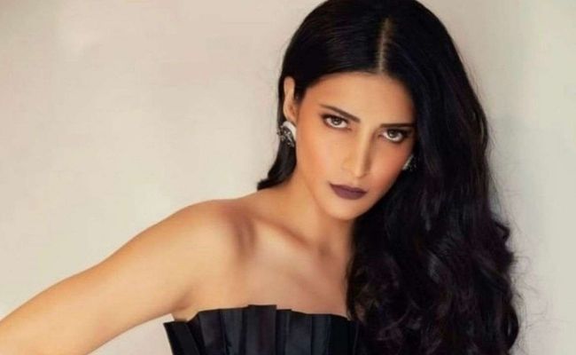 Transformation level max! Popular actress-singer's pictures when she was 17 shocks fans