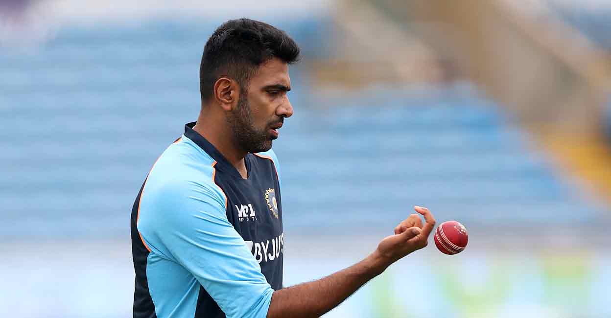 Surrey cricket troll India for not picking Ashwin at Oval Test