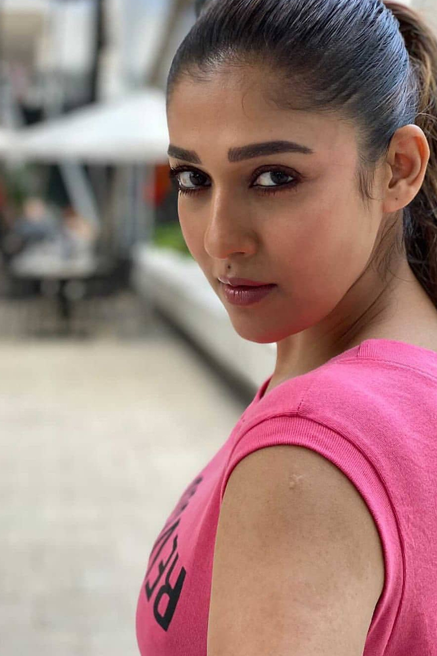 Lady Superstar Nayanthara celebrates mom’s birthday with her fiancé Vignesh Shivan; viral pics