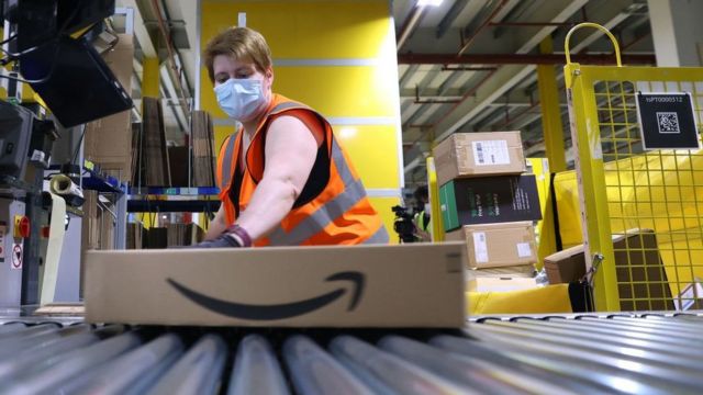 Amazon seeks to hire 1,25,000 employees world over