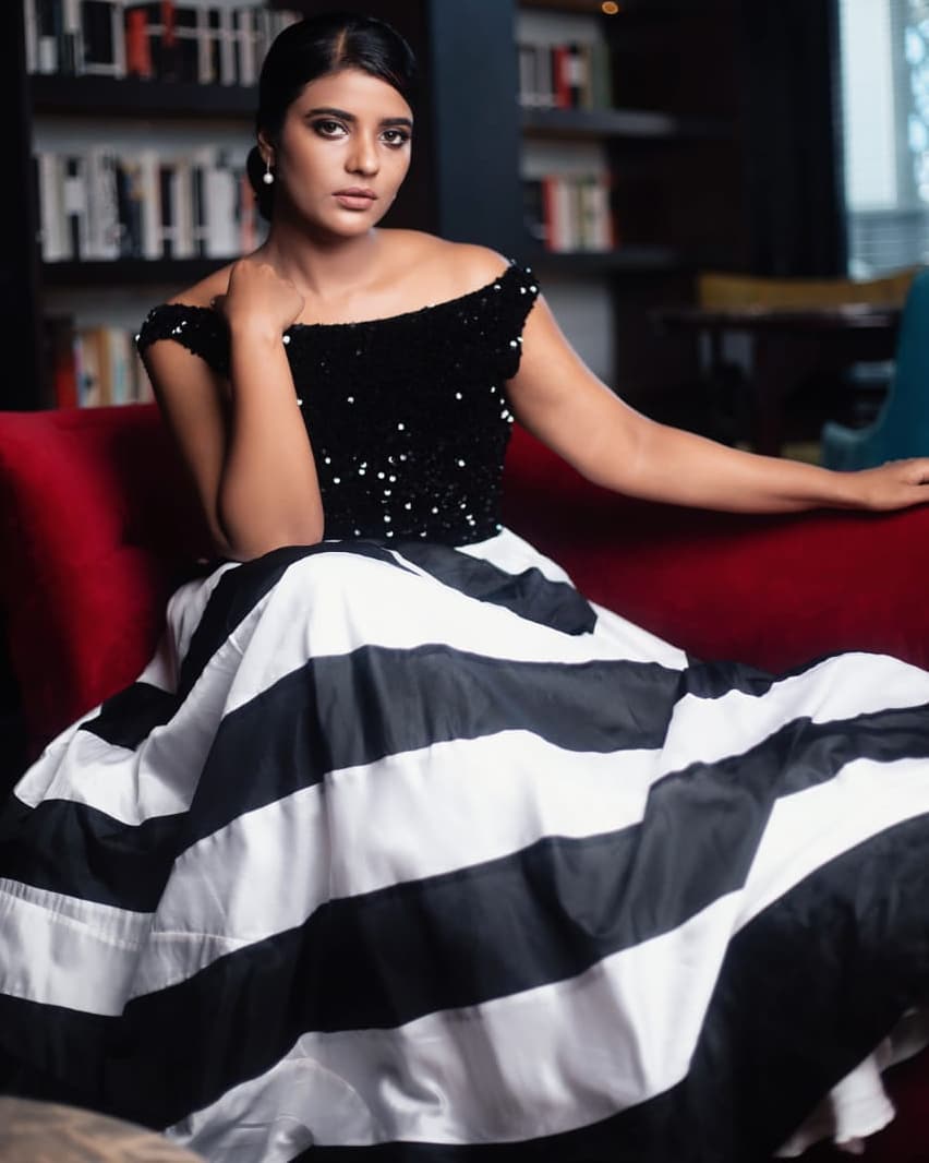 Aishwarya Rajesh signs her NEXT interesting flick, directed by Monster fame Nelson Venkatesan, Dream Warrior Pictures