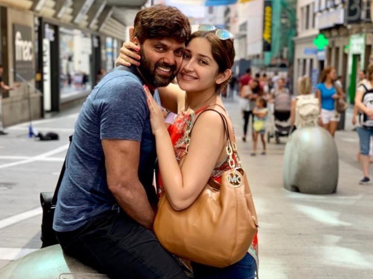 Arya and Sayyeshaa’s new-born’s stylish NAME revealed for the first time; viral ft Ariana