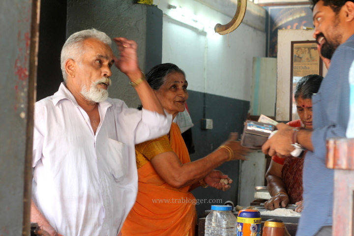 Kerala Tea Shop old Couples Pleasure Tour around World
