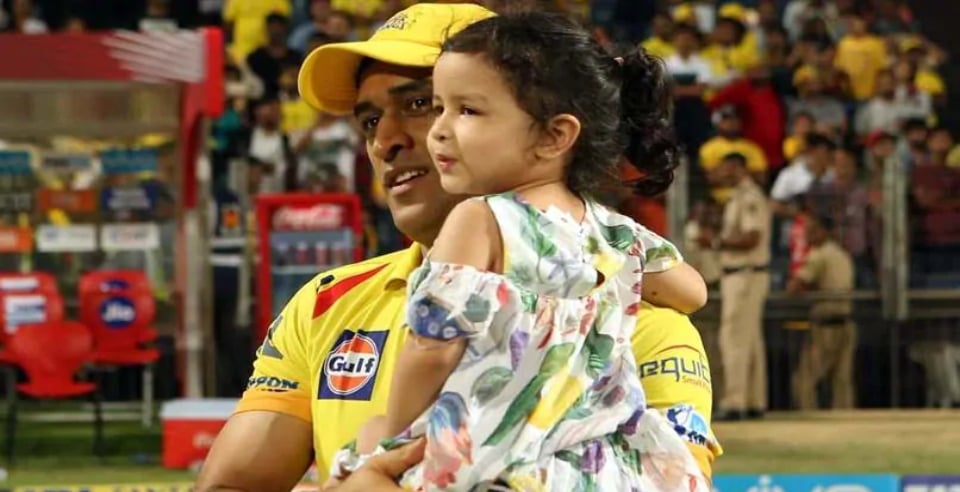 Dhoni's daughter ziva handcuffs pray for CSK team to win