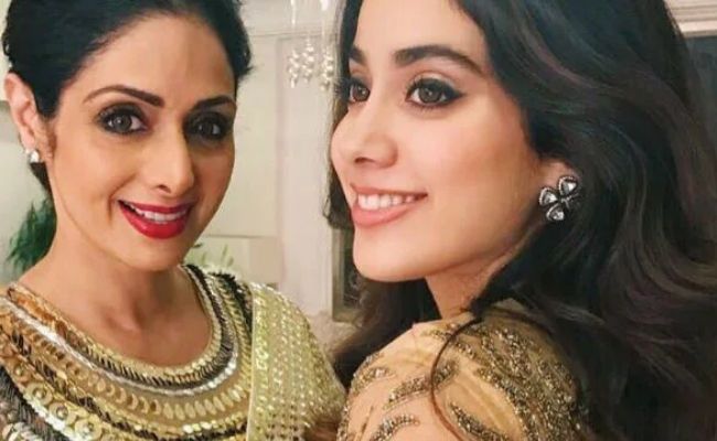 Sridevi's daughter Janhvi Kapoor pays best tribute for her mom; fans get emotional and teary-eyed