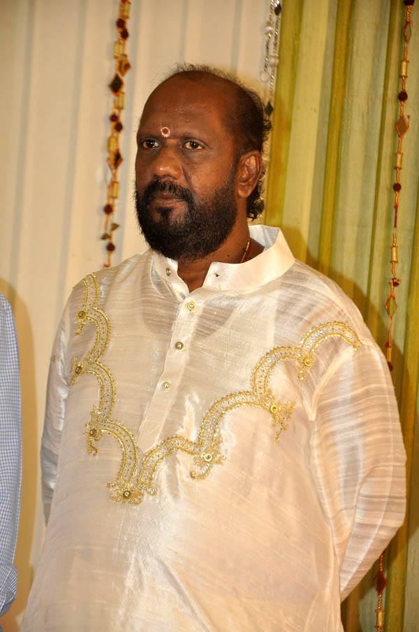 popular tamil lyricist kavignar Piraisoodan passed away