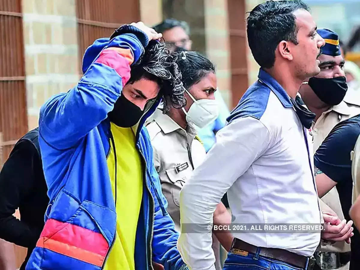 driver of Aryan Khan's vehicle and recording his confession