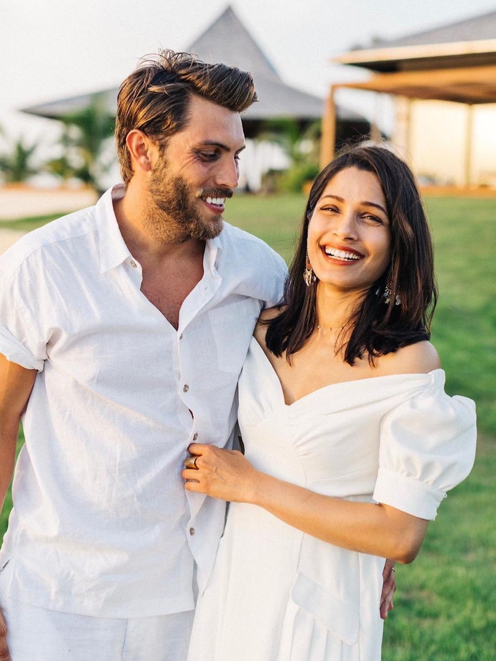 Popular actress shares sealed with kiss PIC and confirms secret WEDDING; viral ft Freida Pinto, Slumdog Millionaire