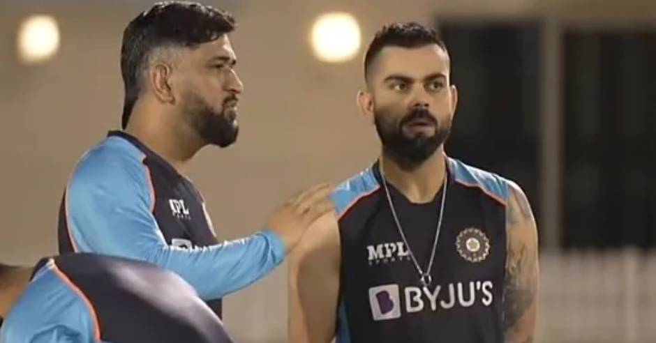 Fan girl asks Dhoni to lose, KL Rahul to not perform goes viral