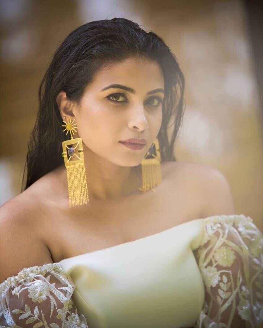 Arya to romance this Ponniyin Selvan actress in his NEXT; spicy details revealed ft Shakti Soundar Rajan