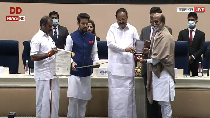 Superstar Rajinikanth honoured with Dadasaheb Phalke Award, says Without Them I Am Nobody; viral video