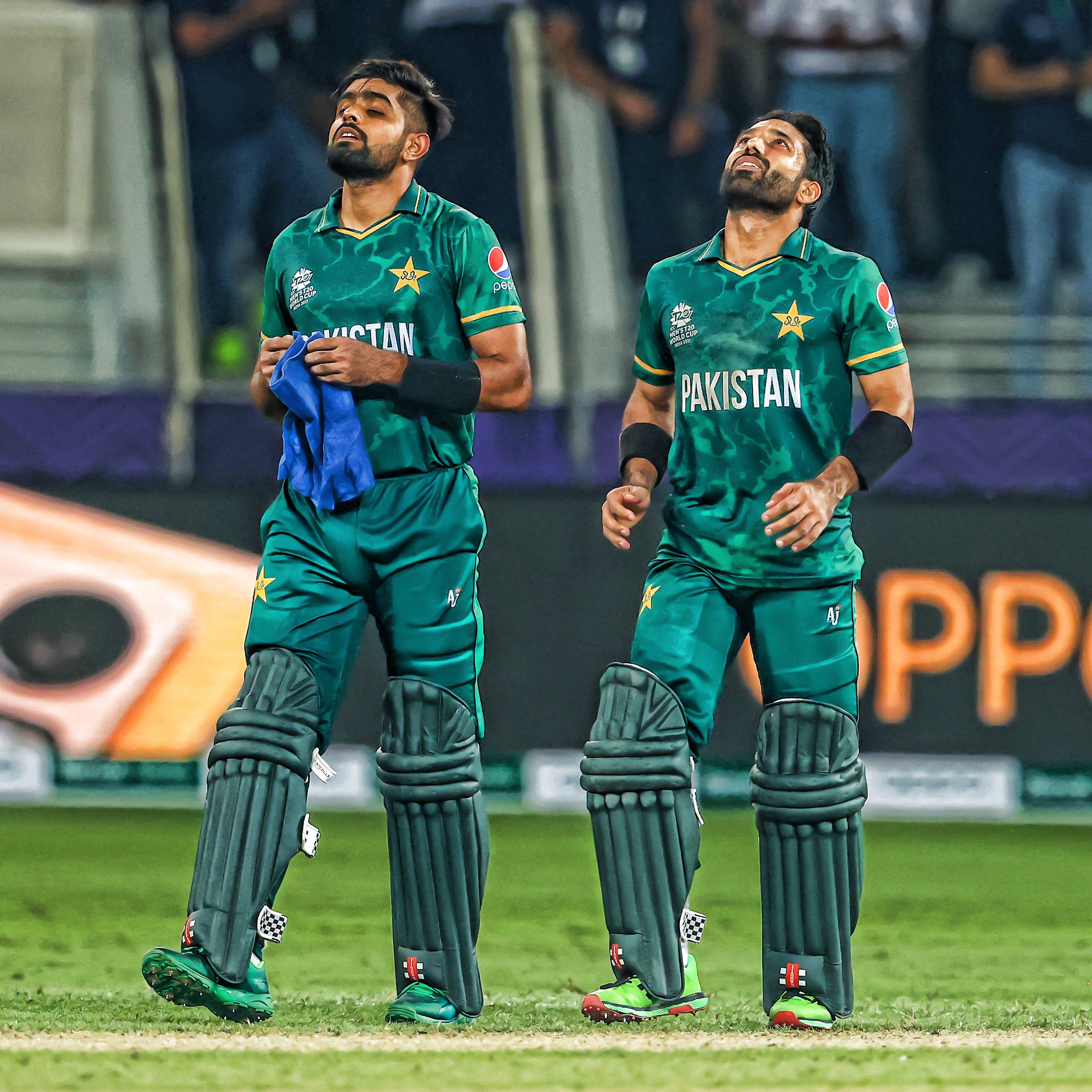Babar Azam father breaks into tears after PAK historic win against IND