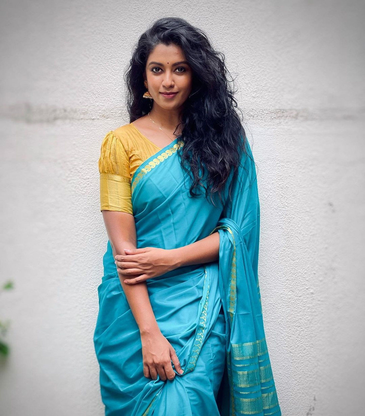 Roshni Hariypriyan likely to quit Bharathi Kannamma serial? Fans in shock! Is this the reason?