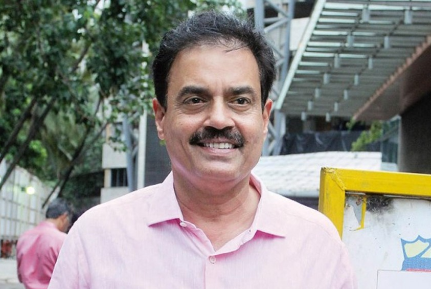dilip vengsarkar has questioned why Ashwin to be ignored 