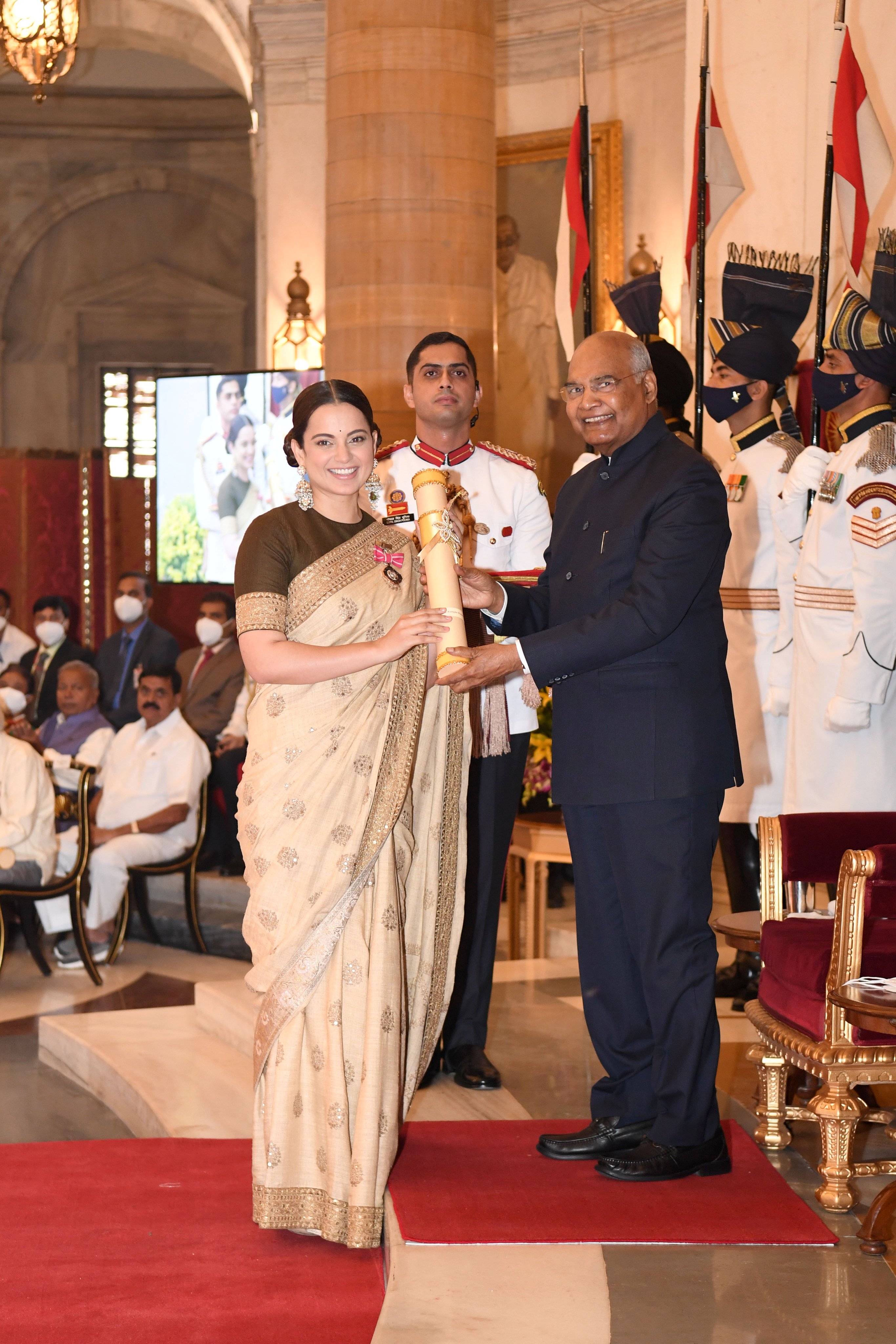 Super-o-Super! Late legendary singer SP Balasubrahmanyam, 'Thalaivi' actress Kangana Ranaut honoured with Padma Awards