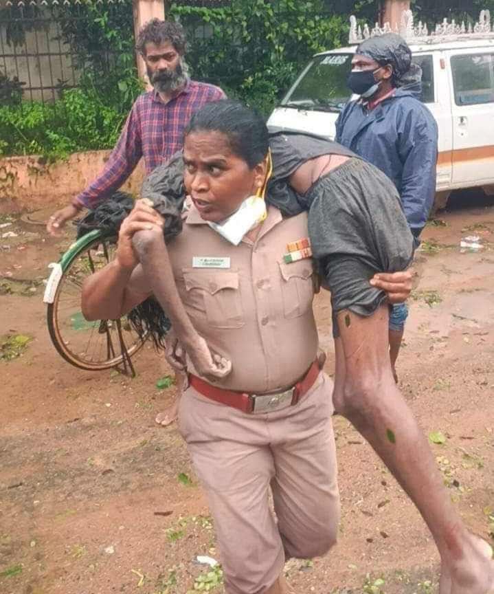 kamal praises cop rajeswari for saving man in chennai rains