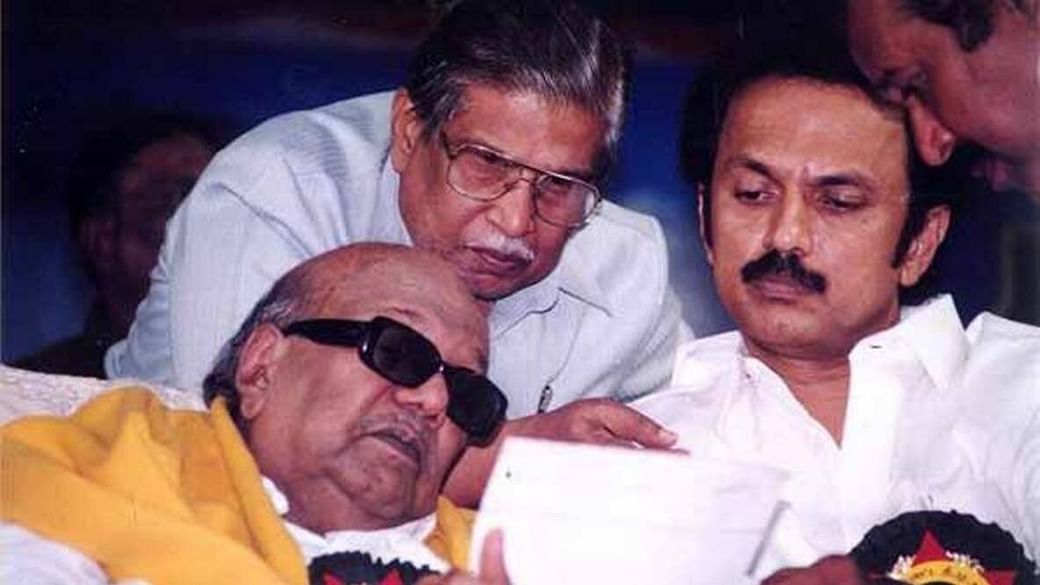karunanidhi aid shanmuganathan passed away stalin paid tribute