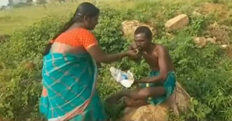 Woman helped mentally challenged man in Tirunelveli