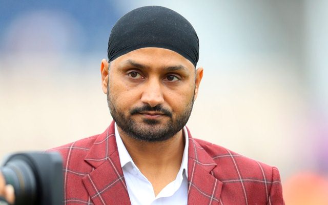 Harbhajan say he dont know for his ouster in indian team