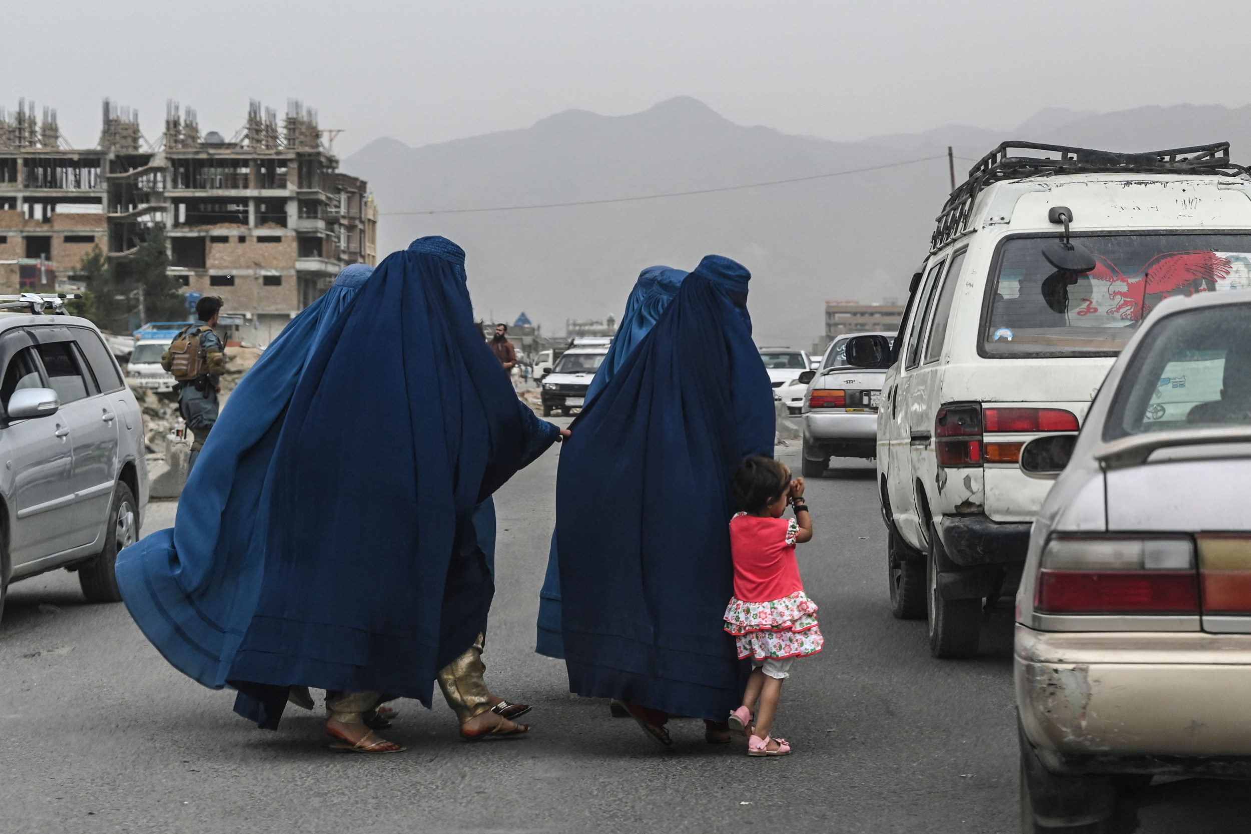 Afghan women can't go on long-distance without male relative: Taliban