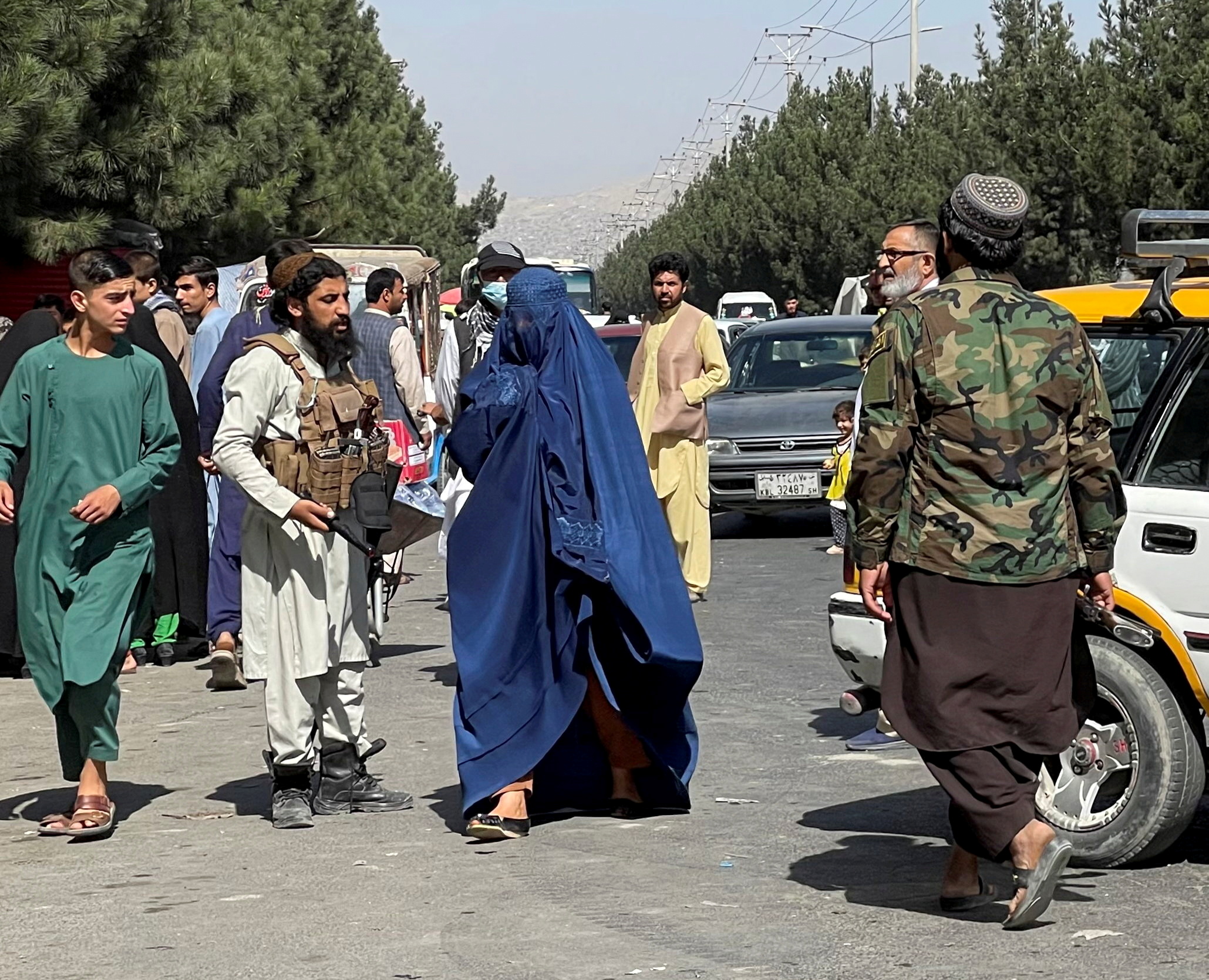 Afghan women can't go on long-distance without male relative: Taliban