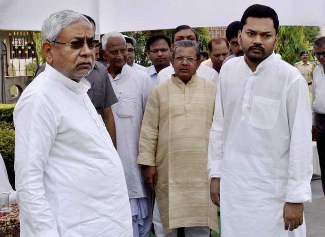 chief minister nitish kumar son is 5 times wealthier than father
