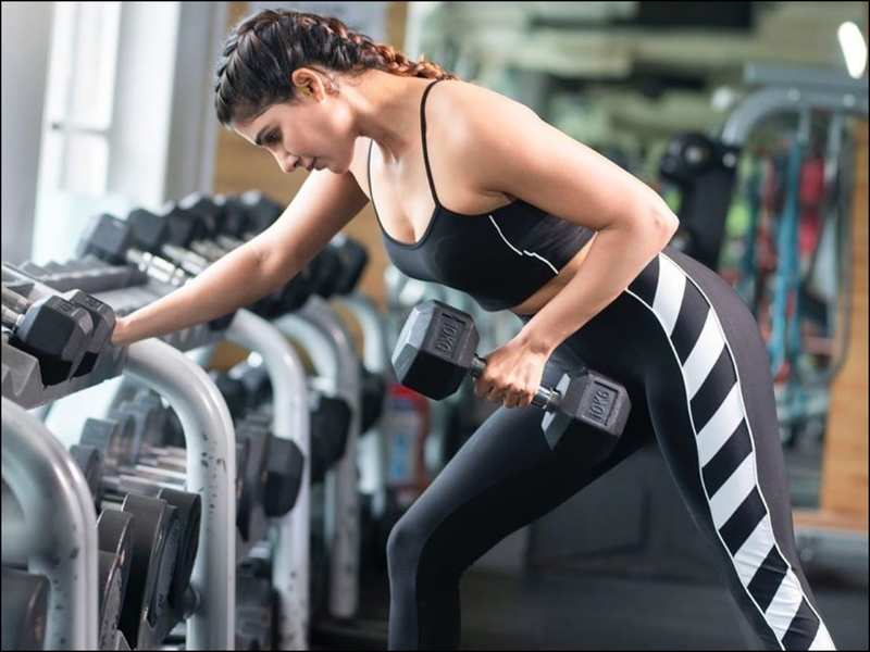samantha shares her gym workout video on instagram