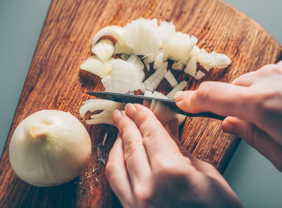 Tearless onions go on sale in UK supermarkets