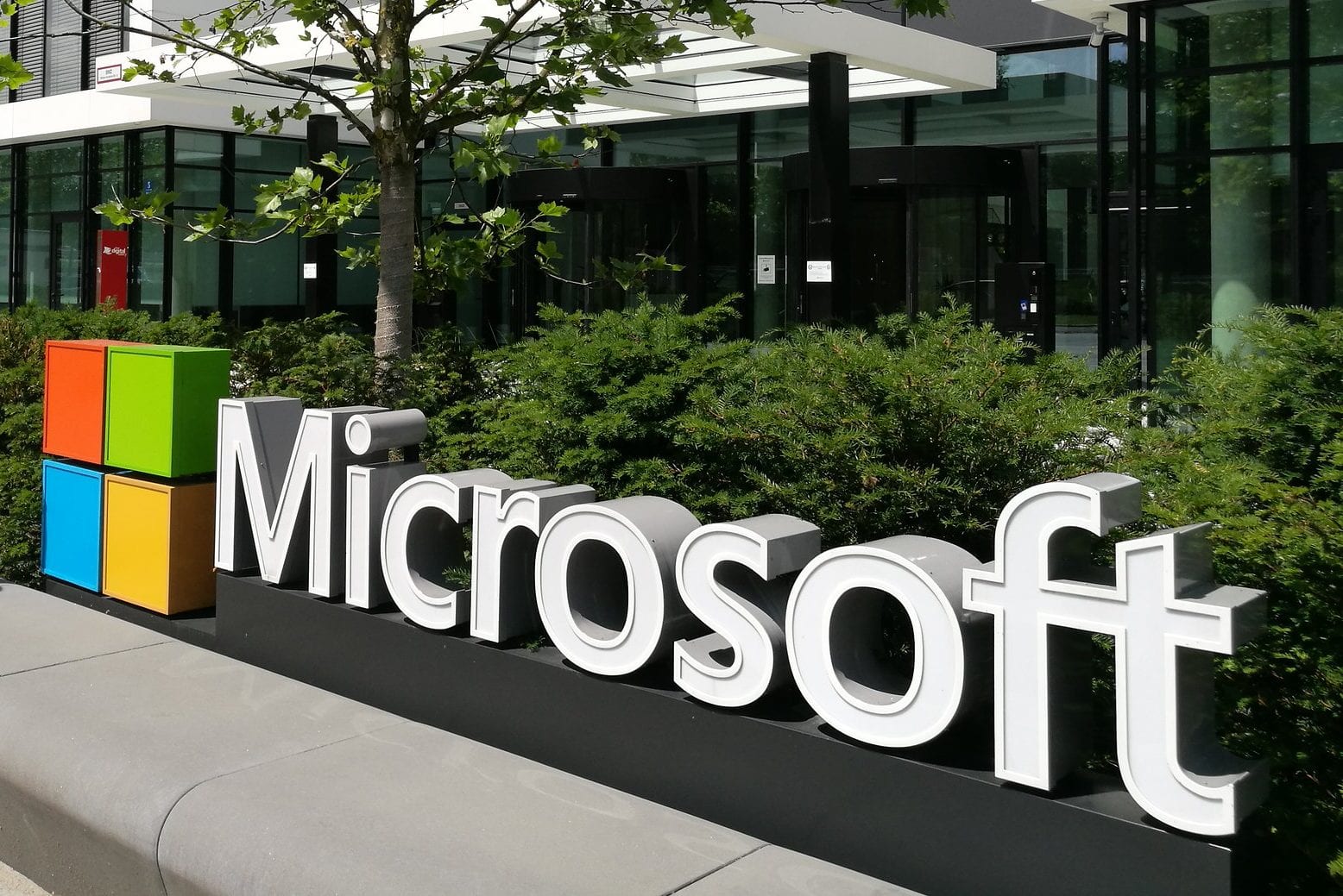 Microsoft to buy 'Candy Crush' for Rs 5 lakh crore