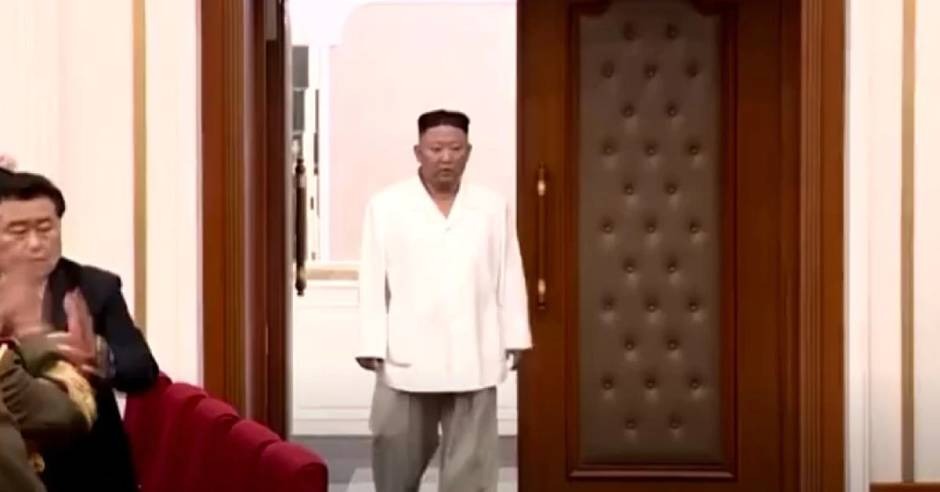 Why North Korea Kim Jong-un takes his own toilet wherever he goes?