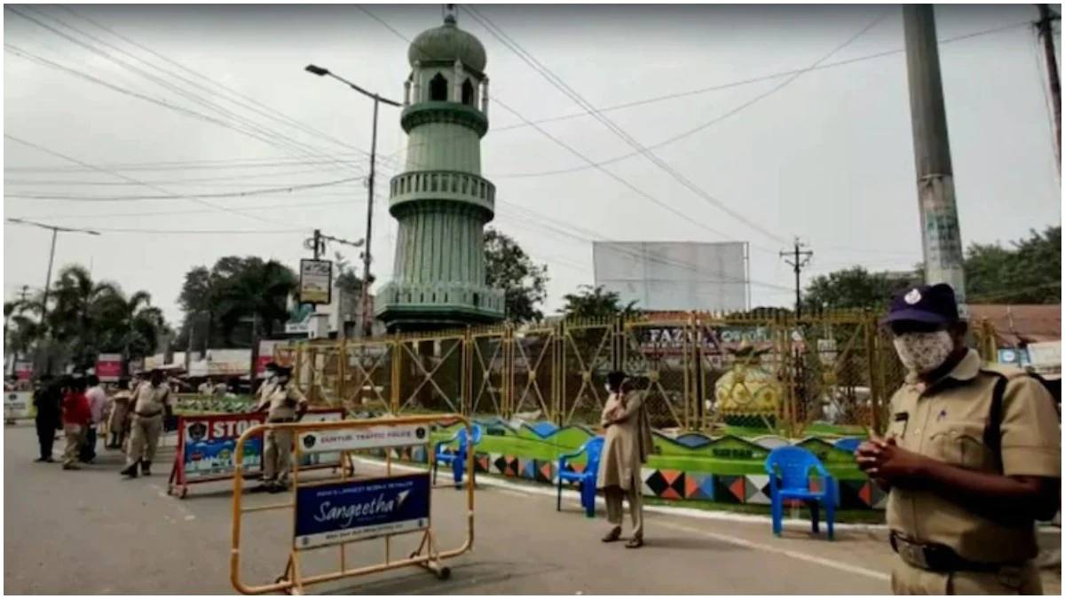 Jinnah tower on MG road in Andhra’s Guntur painted in tricolour