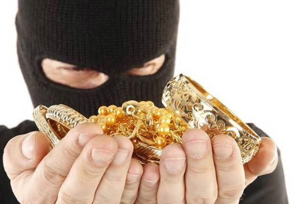 Chennai AC mechanic arrested for steal gold from neighbour house