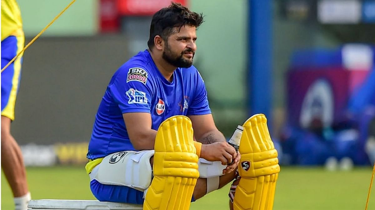 Fans are angry for CSK not bidding for Raina at IPL Auction